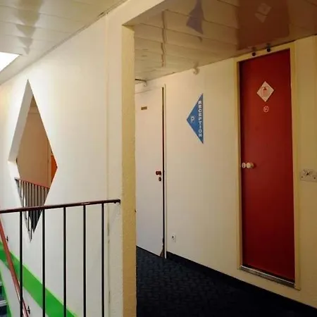 Hotel Lemon - Roissy Longperrier